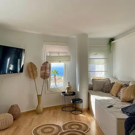 Wunderschoenes Gemuetliches Mit Meerblick דירה *