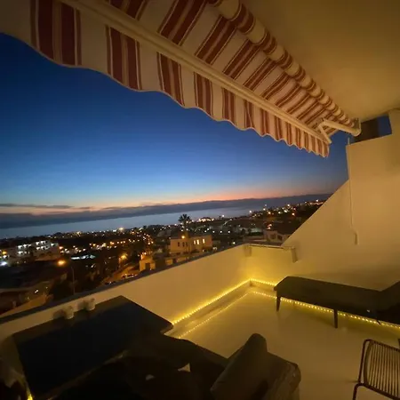 Wunderschoenes Gemuetliches Mit Meerblick אדחה